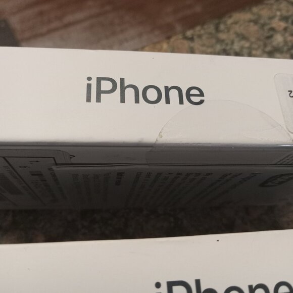 iphone 13 - Picture 2 of 7